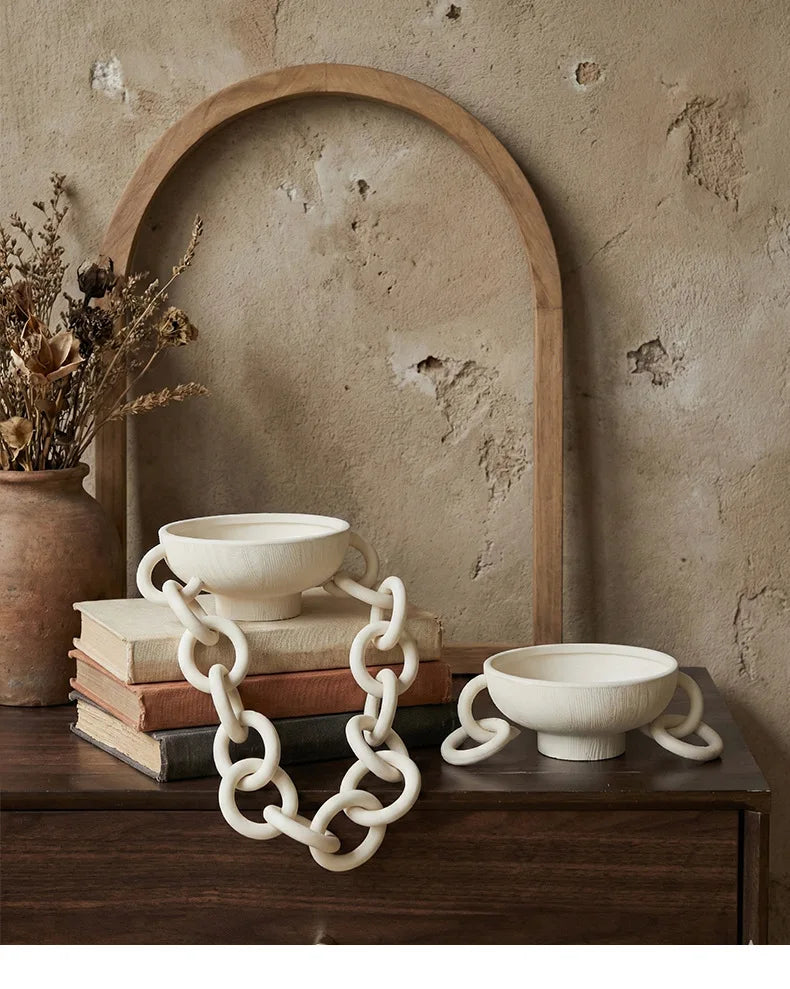 Abstract Ceramic Link Décor