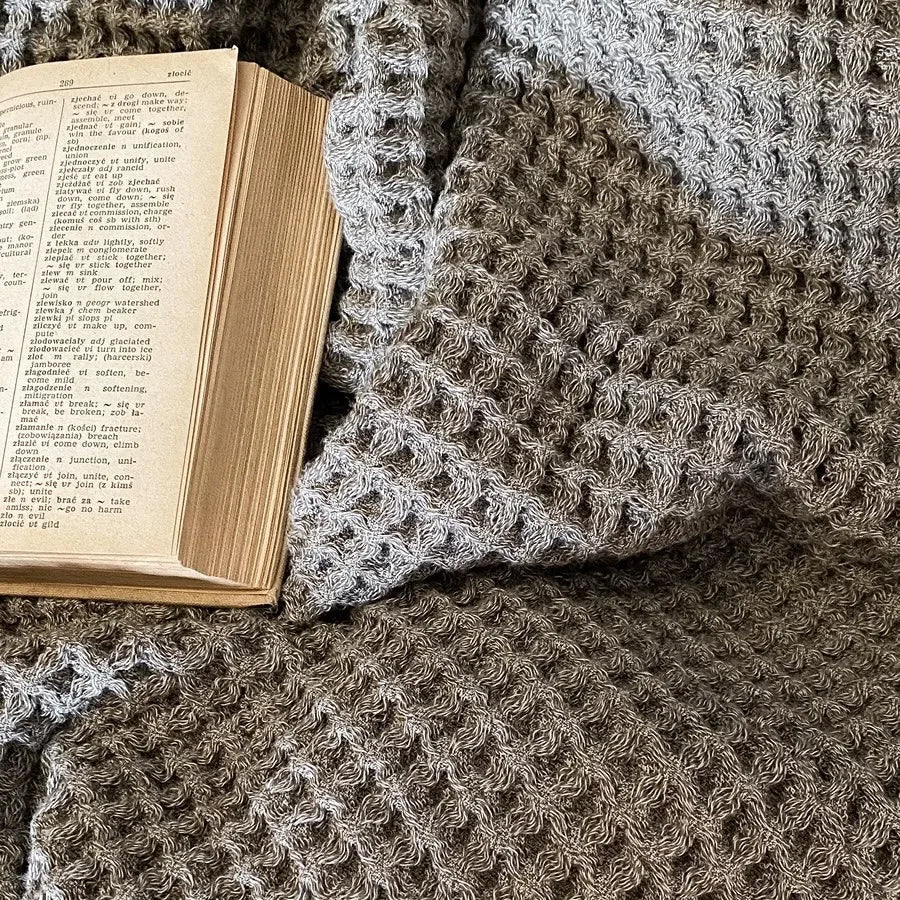 Luxury Bed Throw Blanket