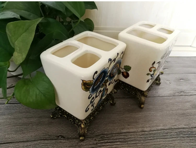 Nordic Ceramic Toothbrush Holder