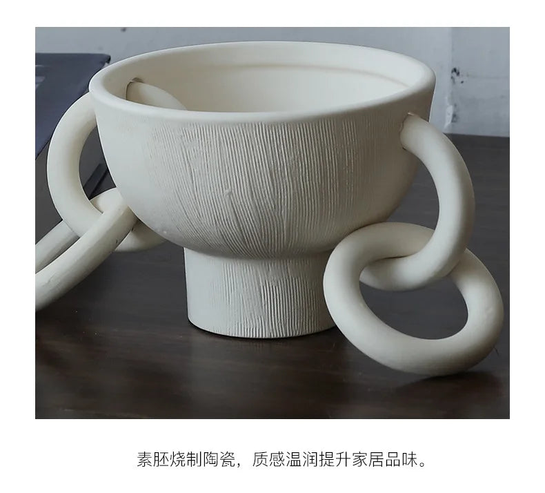 Abstract Ceramic Link Décor