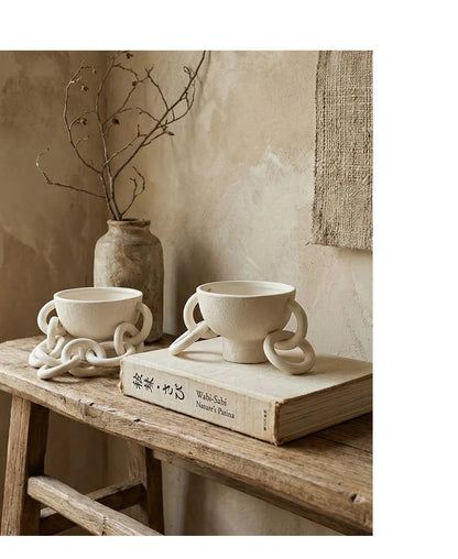 Abstract Ceramic Link Décor
